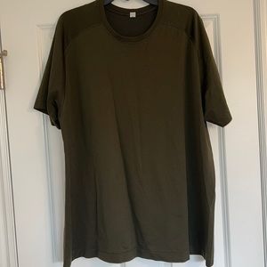 ^SOLD^ Olive green mens lululelon shirt
